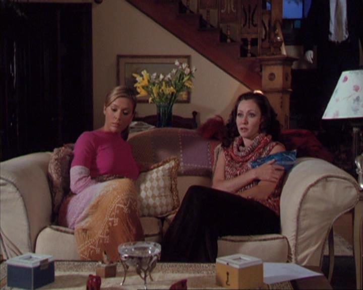 Charmed-Online-dot-net_305SightUnseen0301.jpg