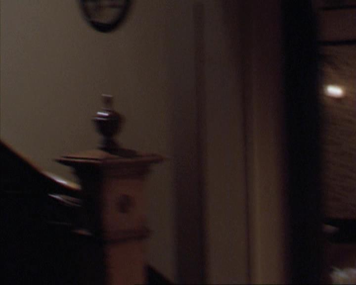 Charmed-Online-dot-net_305SightUnseen1650.jpg