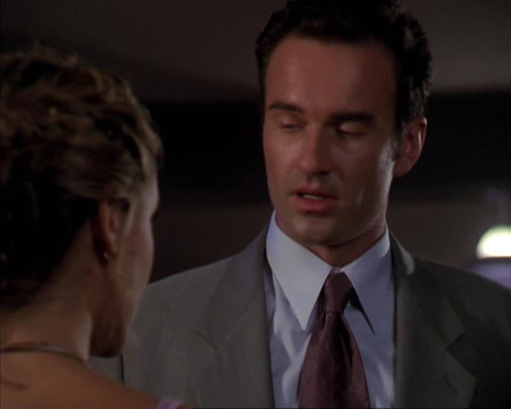 Charmed-Online-dot-net_307PowerOutage0262.jpg