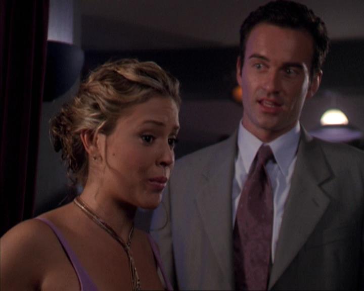 Charmed-Online-dot-net_307PowerOutage0301.jpg