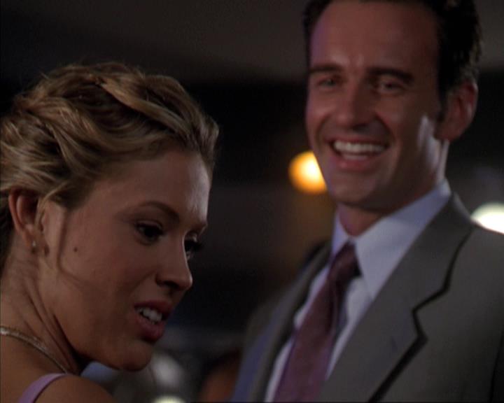 Charmed-Online-dot-net_307PowerOutage0305.jpg