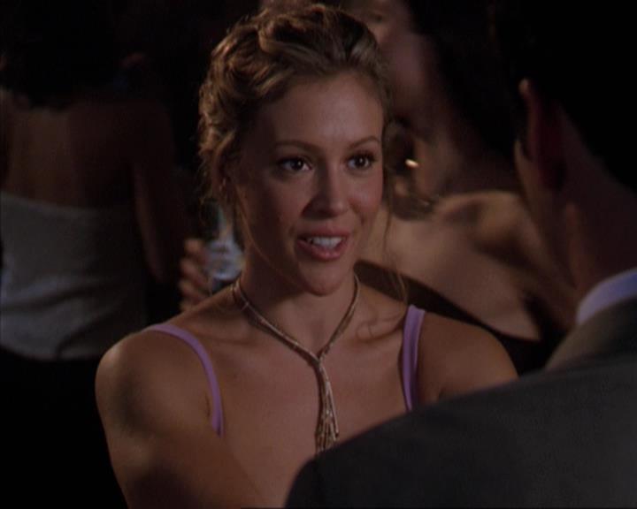 Charmed-Online-dot-net_307PowerOutage0317.jpg