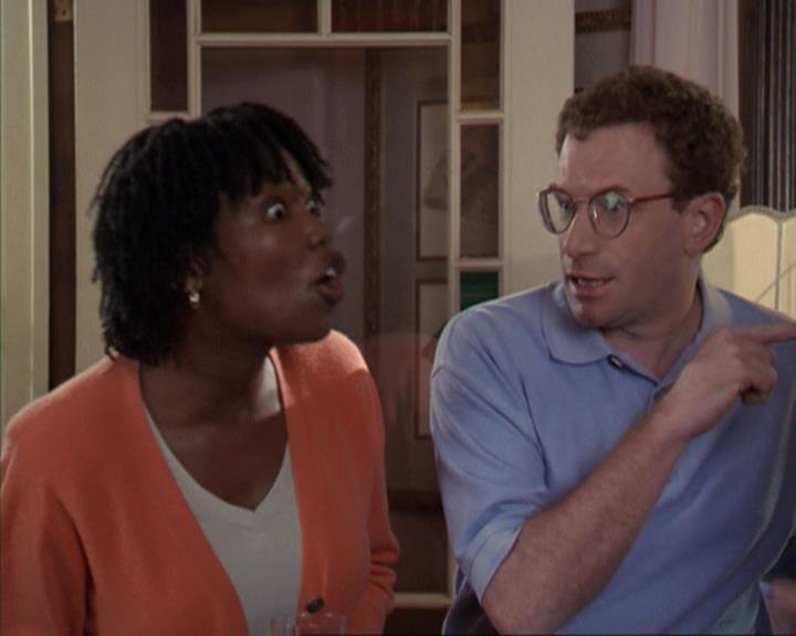 Charmed-Online-dot-net_307PowerOutage0884.jpg