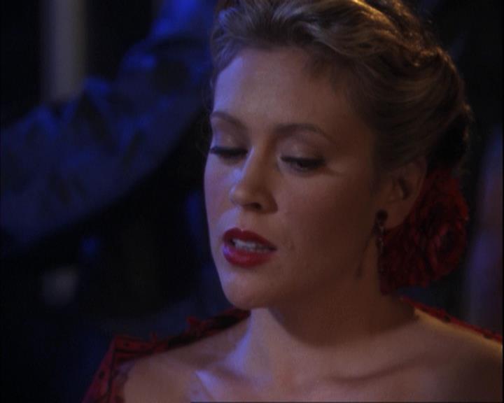 Charmed-Online-dot-net_307PowerOutage1058.jpg