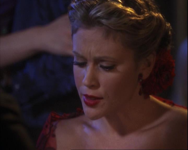 Charmed-Online-dot-net_307PowerOutage1070.jpg