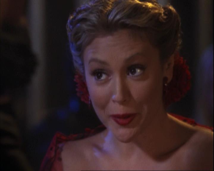 Charmed-Online-dot-net_307PowerOutage1072.jpg