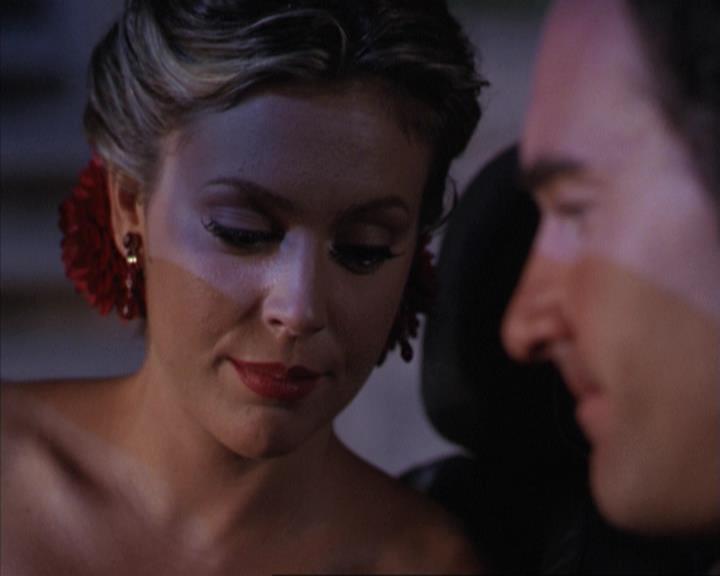 Charmed-Online-dot-net_307PowerOutage1200.jpg