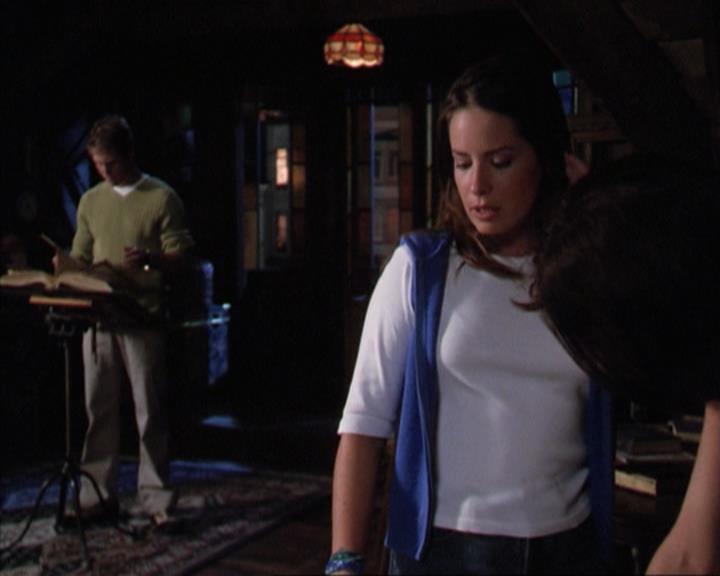 Charmed-Online-dot-net_307PowerOutage1636.jpg