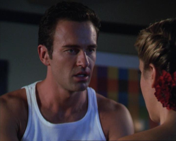 Charmed-Online-dot-net_307PowerOutage1837.jpg