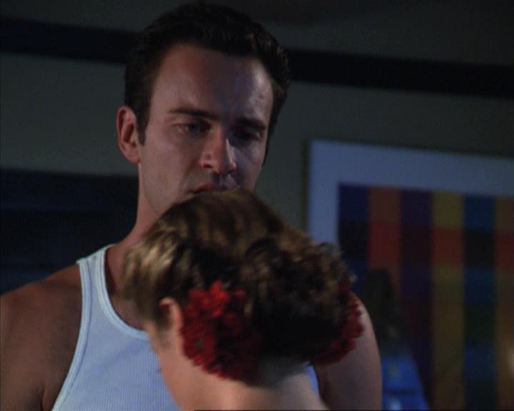 Charmed-Online-dot-net_307PowerOutage1857.jpg
