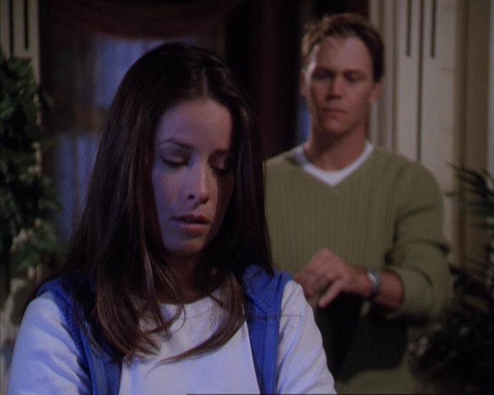 Charmed-Online-dot-net_307PowerOutage1971.jpg
