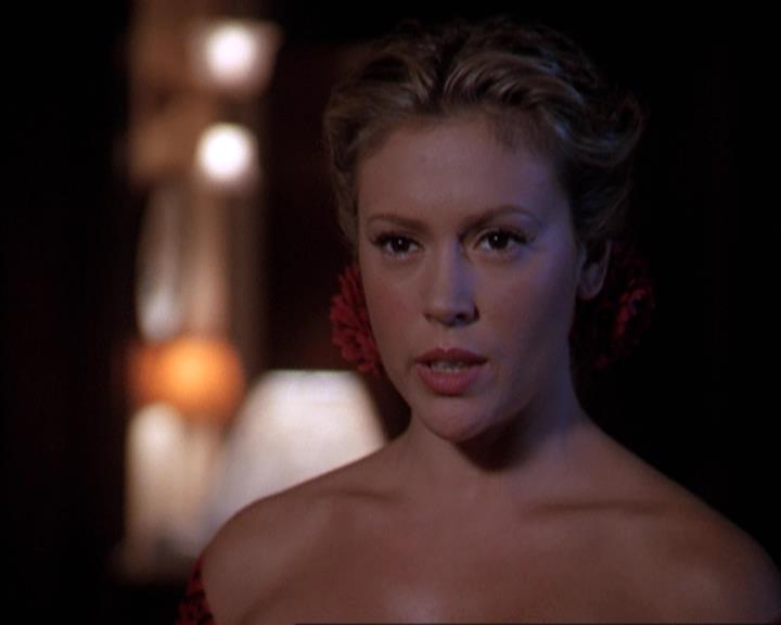 Charmed-Online-dot-net_307PowerOutage1992.jpg