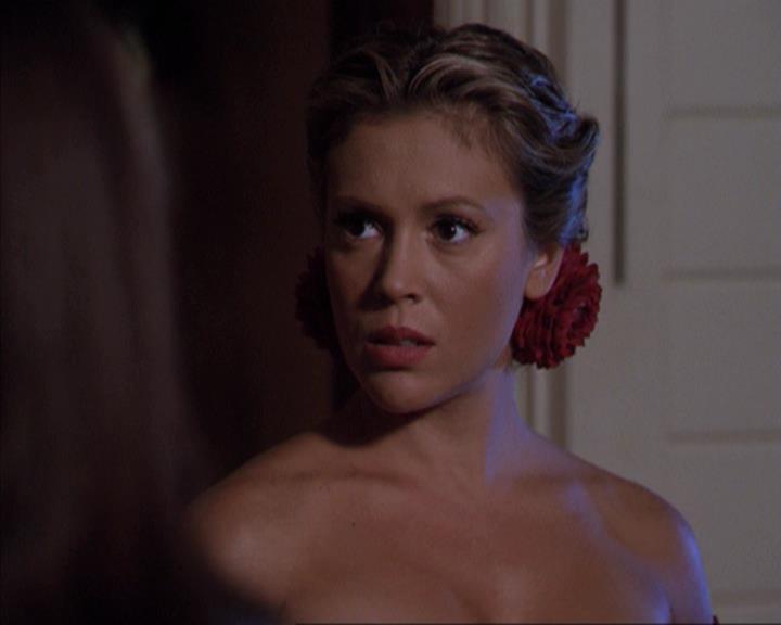Charmed-Online-dot-net_307PowerOutage1999.jpg