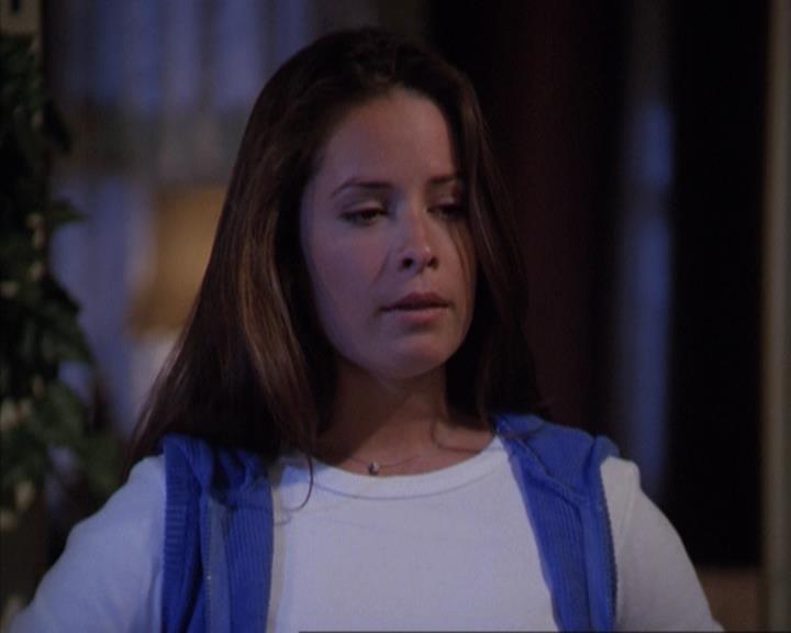 Charmed-Online-dot-net_307PowerOutage2030.jpg