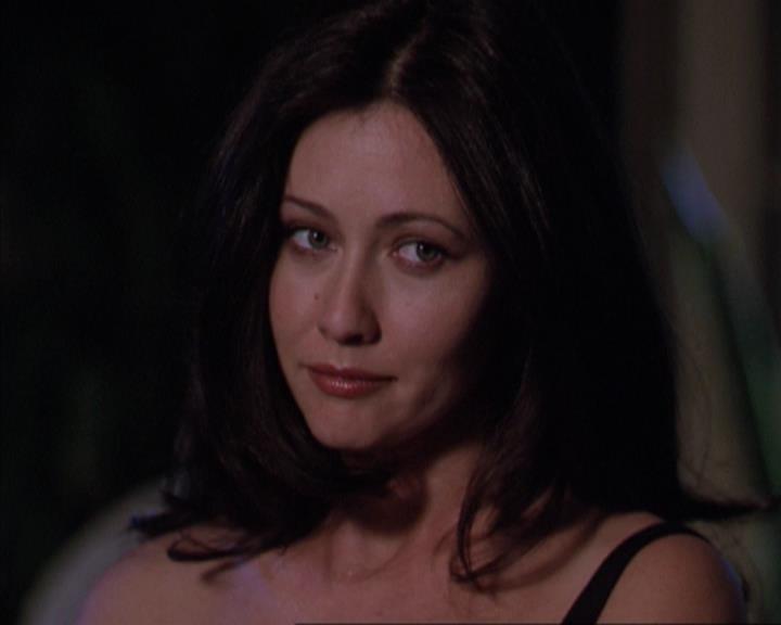 Charmed-Online-dot-net_307PowerOutage2068.jpg