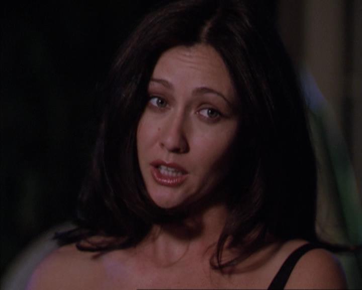 Charmed-Online-dot-net_307PowerOutage2071.jpg