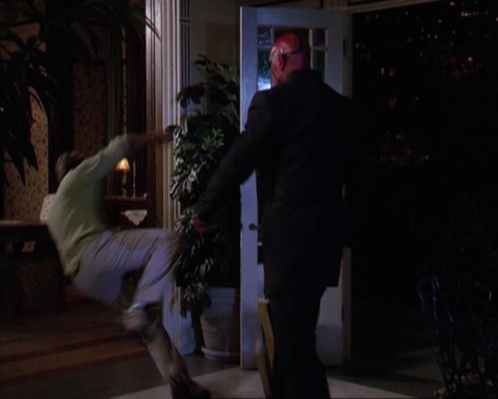 Charmed-Online-dot-net_307PowerOutage2095.jpg
