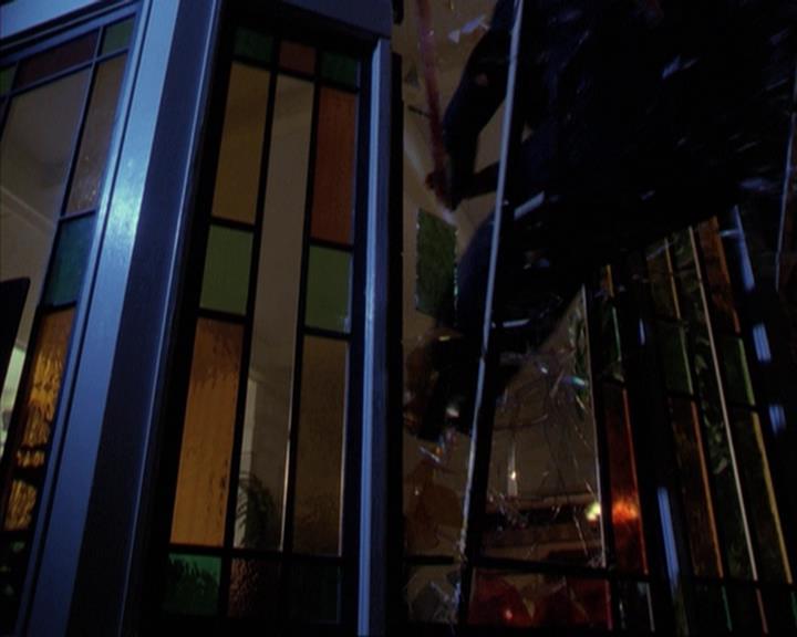 Charmed-Online-dot-net_307PowerOutage2154.jpg