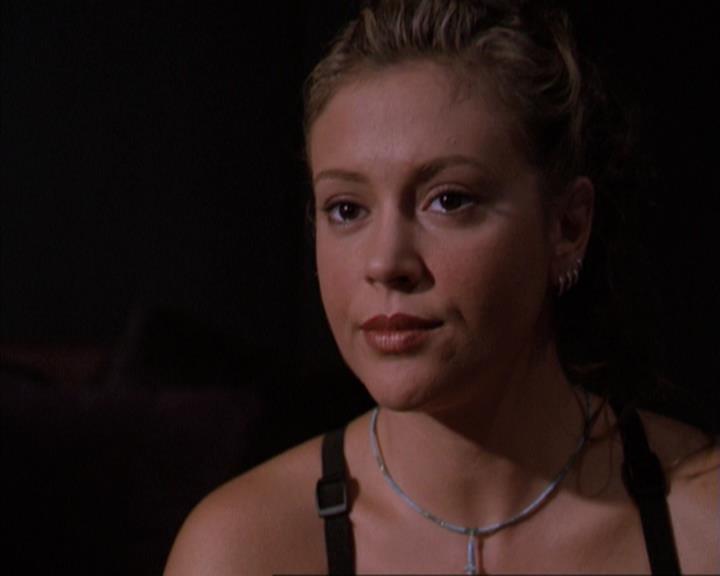 Charmed-Online-dot-net_307PowerOutage2300.jpg