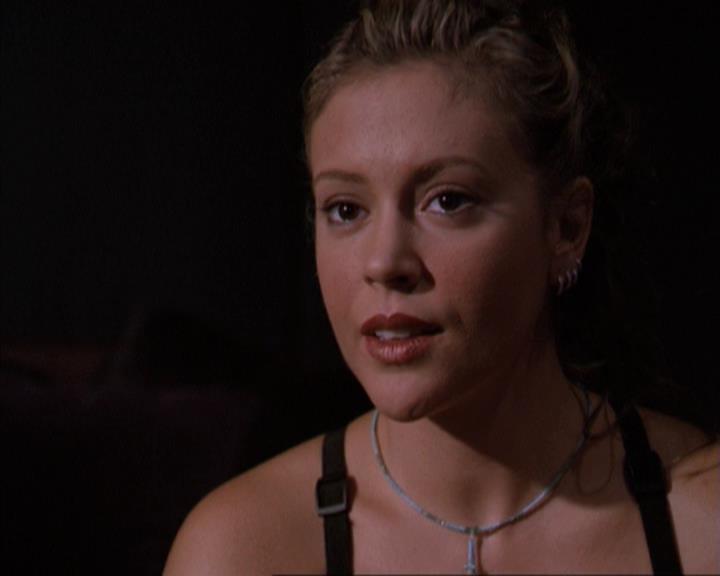 Charmed-Online-dot-net_307PowerOutage2301.jpg