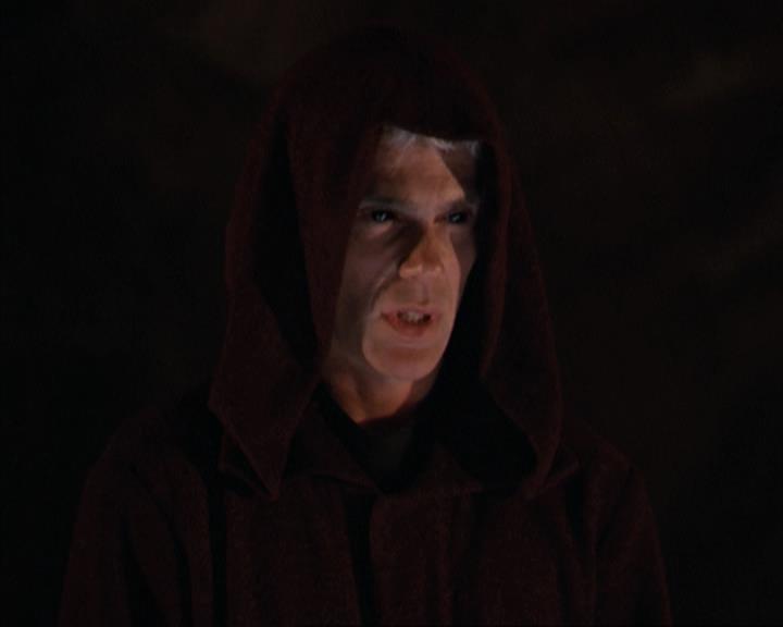 Charmed-Online-dot-net_307PowerOutage2314.jpg