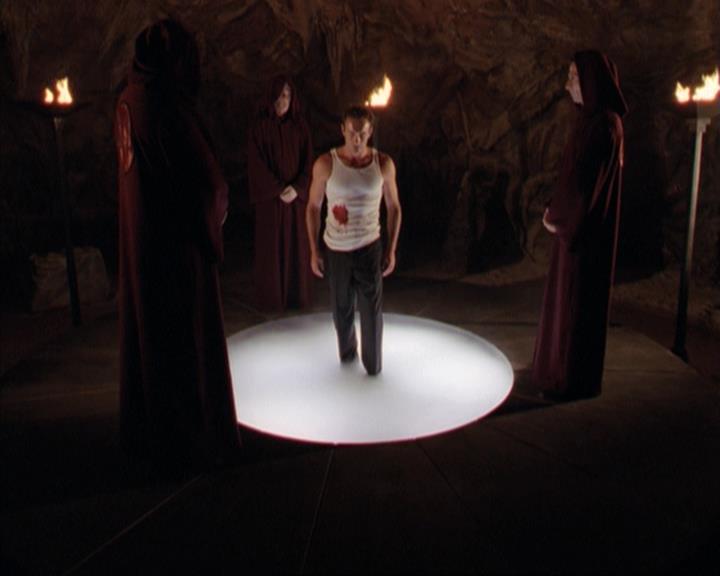 Charmed-Online-dot-net_307PowerOutage2329.jpg