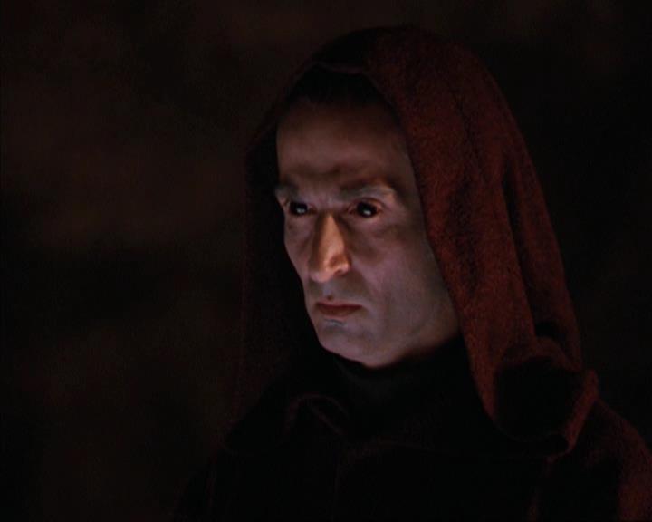 Charmed-Online-dot-net_307PowerOutage2340.jpg