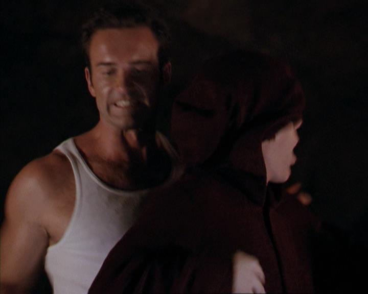Charmed-Online-dot-net_307PowerOutage2348.jpg