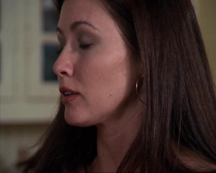 Charmed-Online-dot-net_309SleuthingWithTheEnemy0096.jpg