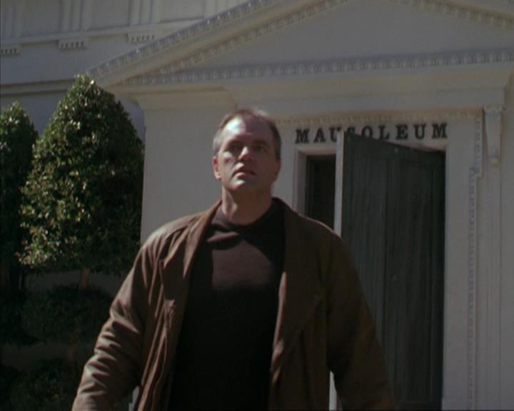Charmed-Online-dot-net_309SleuthingWithTheEnemy0247.jpg Charmed-Online-dot-net_309SleuthingWithTheEnemy0247.jpg