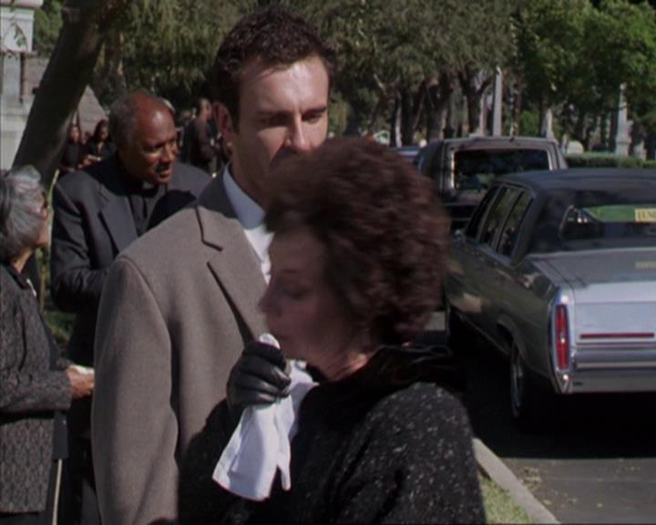 Charmed-Online-dot-net_309SleuthingWithTheEnemy0268.jpg Charmed-Online-dot-net_309SleuthingWithTheEnemy0268.jpg