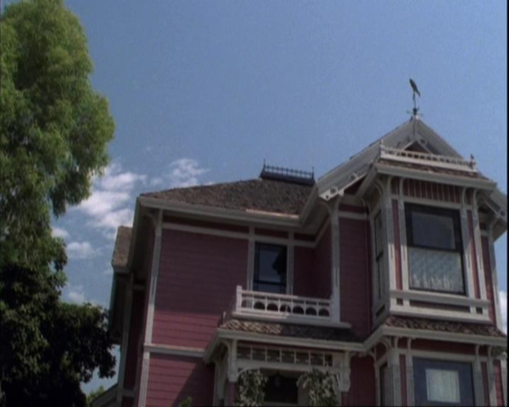 Charmed-Online-dot-net_309SleuthingWithTheEnemy0327.jpg