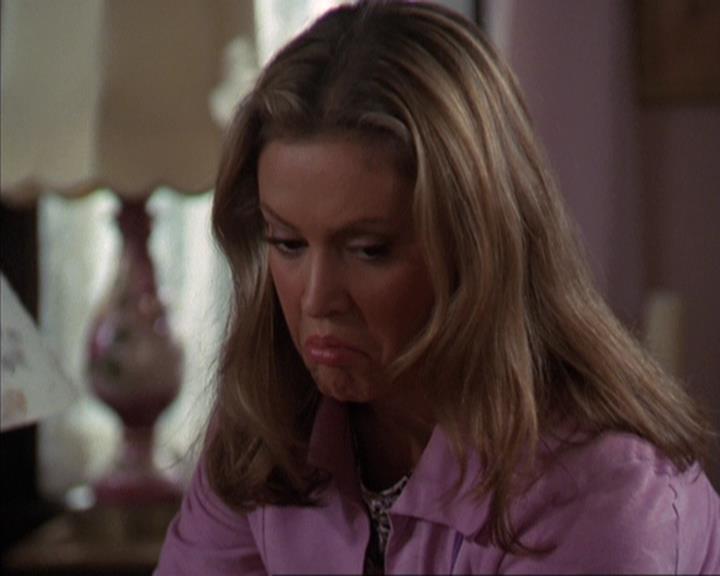 Charmed-Online-dot-net_309SleuthingWithTheEnemy0351.jpg
