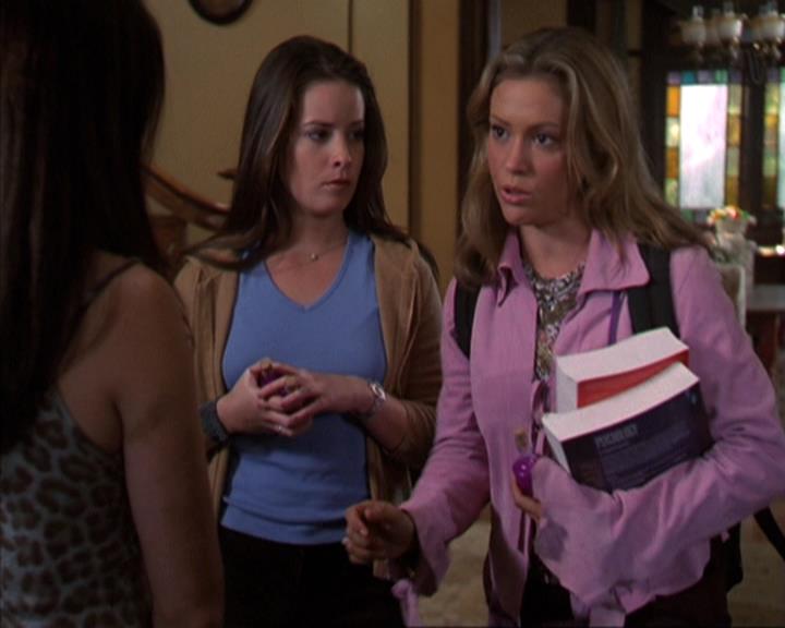 Charmed-Online-dot-net_309SleuthingWithTheEnemy0428.jpg