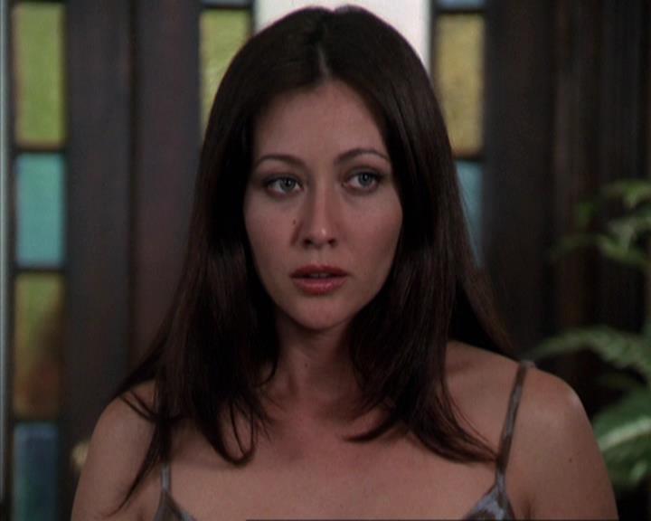 Charmed-Online-dot-net_309SleuthingWithTheEnemy0438.jpg Charmed-Online-dot-net_309SleuthingWithTheEnemy0438.jpg