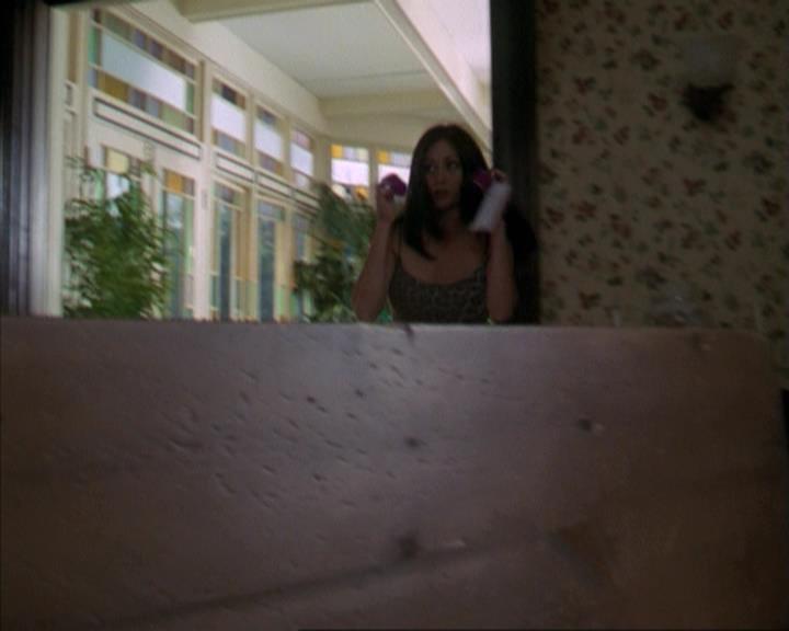 Charmed-Online-dot-net_309SleuthingWithTheEnemy0514.jpg Charmed-Online-dot-net_309SleuthingWithTheEnemy0514.jpg