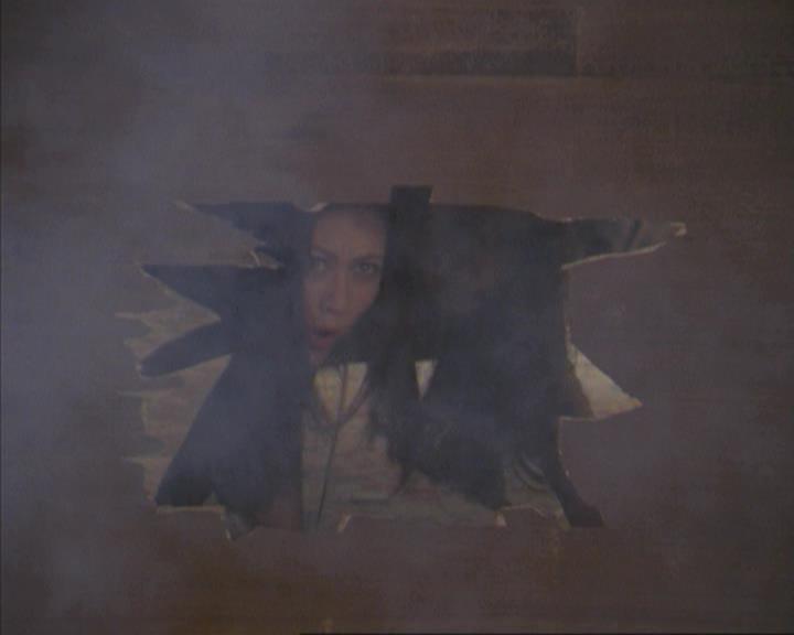 Charmed-Online-dot-net_309SleuthingWithTheEnemy0550.jpg Charmed-Online-dot-net_309SleuthingWithTheEnemy0550.jpg
