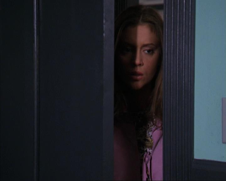 Charmed-Online-dot-net_309SleuthingWithTheEnemy0958.jpg Charmed-Online-dot-net_309SleuthingWithTheEnemy0958.jpg