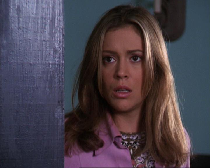 Charmed-Online-dot-net_309SleuthingWithTheEnemy0973.jpg Charmed-Online-dot-net_309SleuthingWithTheEnemy0973.jpg