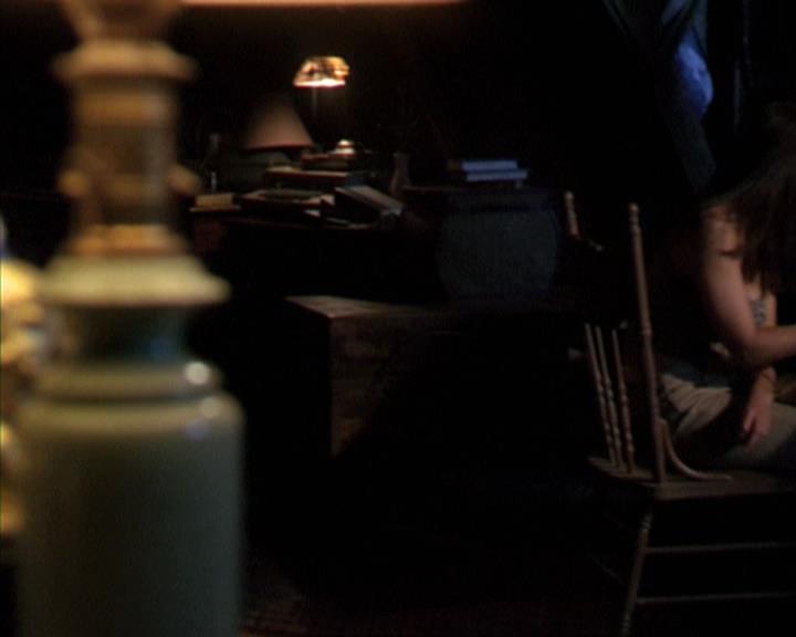 Charmed-Online-dot-net_309SleuthingWithTheEnemy1099.jpg Charmed-Online-dot-net_309SleuthingWithTheEnemy1099.jpg