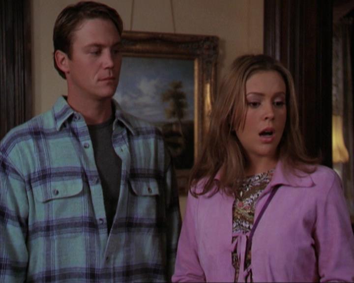 Charmed-Online-dot-net_309SleuthingWithTheEnemy1257.jpg