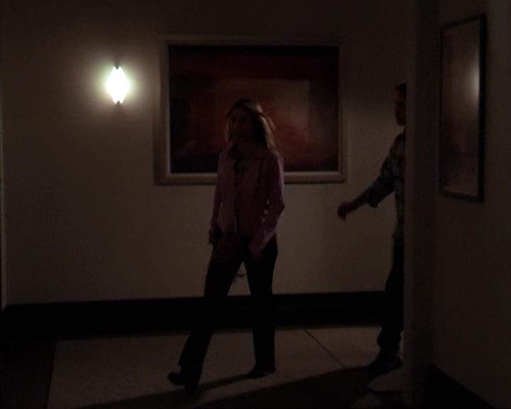 Charmed-Online-dot-net_309SleuthingWithTheEnemy1270.jpg Charmed-Online-dot-net_309SleuthingWithTheEnemy1270.jpg