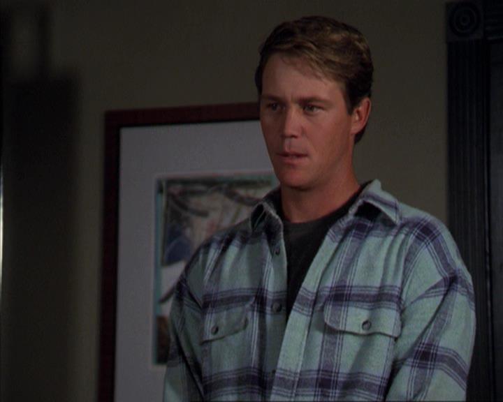 Charmed-Online-dot-net_309SleuthingWithTheEnemy1394.jpg Charmed-Online-dot-net_309SleuthingWithTheEnemy1394.jpg