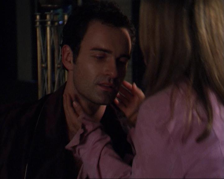 Charmed-Online-dot-net_309SleuthingWithTheEnemy1411.jpg Charmed-Online-dot-net_309SleuthingWithTheEnemy1411.jpg