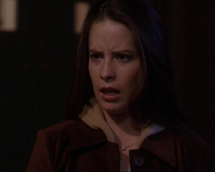 Charmed-Online-dot-net_309SleuthingWithTheEnemy1536.jpg