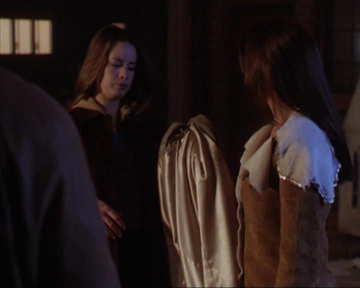 Charmed-Online-dot-net_309SleuthingWithTheEnemy1618.jpg