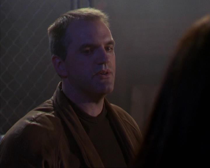 Charmed-Online-dot-net_309SleuthingWithTheEnemy1631.jpg