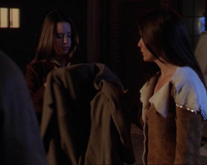 Charmed-Online-dot-net_309SleuthingWithTheEnemy1634.jpg