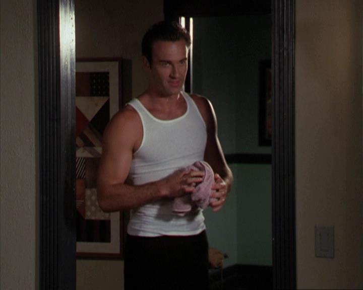 Charmed-Online-dot-net_309SleuthingWithTheEnemy1662.jpg Charmed-Online-dot-net_309SleuthingWithTheEnemy1662.jpg