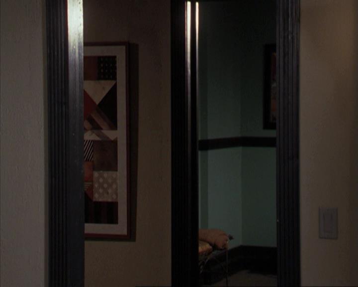 Charmed-Online-dot-net_309SleuthingWithTheEnemy1674.jpg Charmed-Online-dot-net_309SleuthingWithTheEnemy1674.jpg